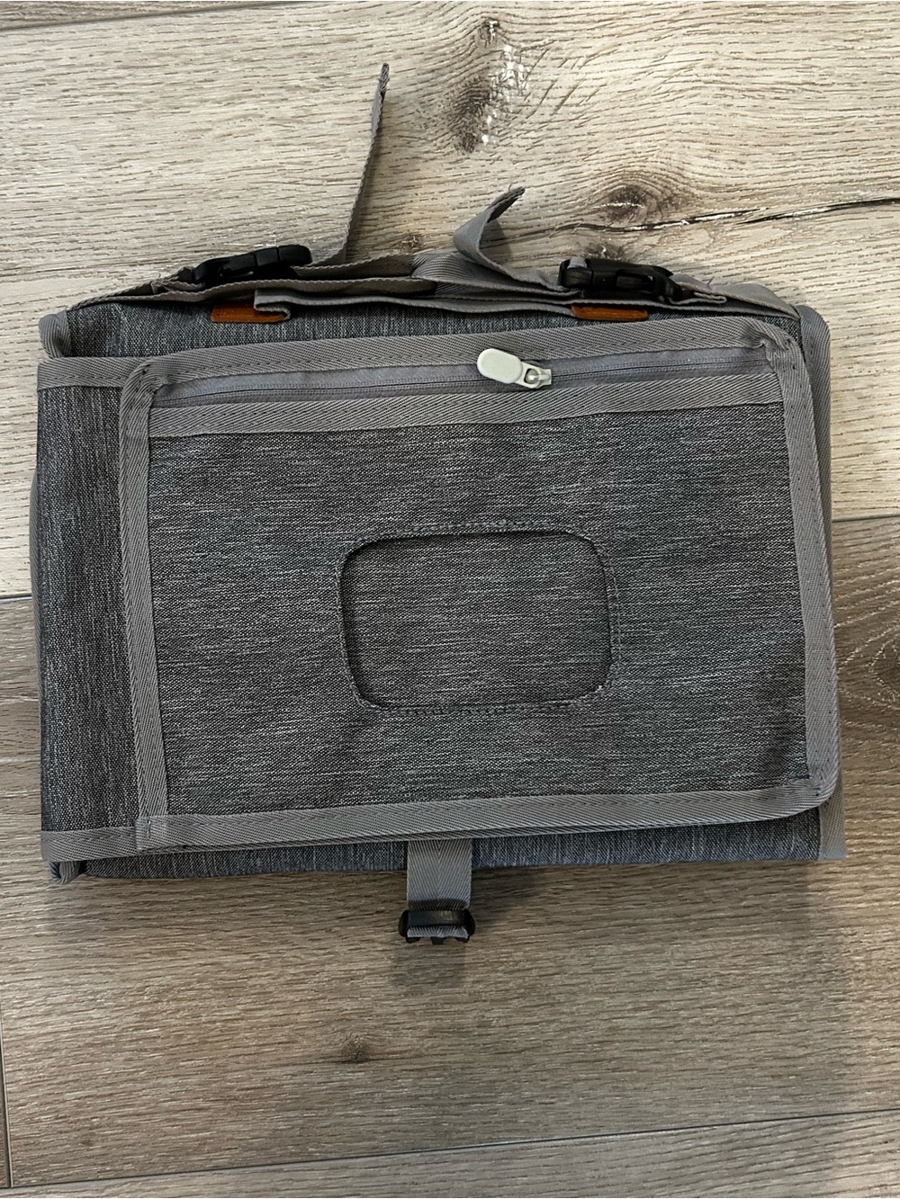 Portable Changing Pad - Picture 3 of 4